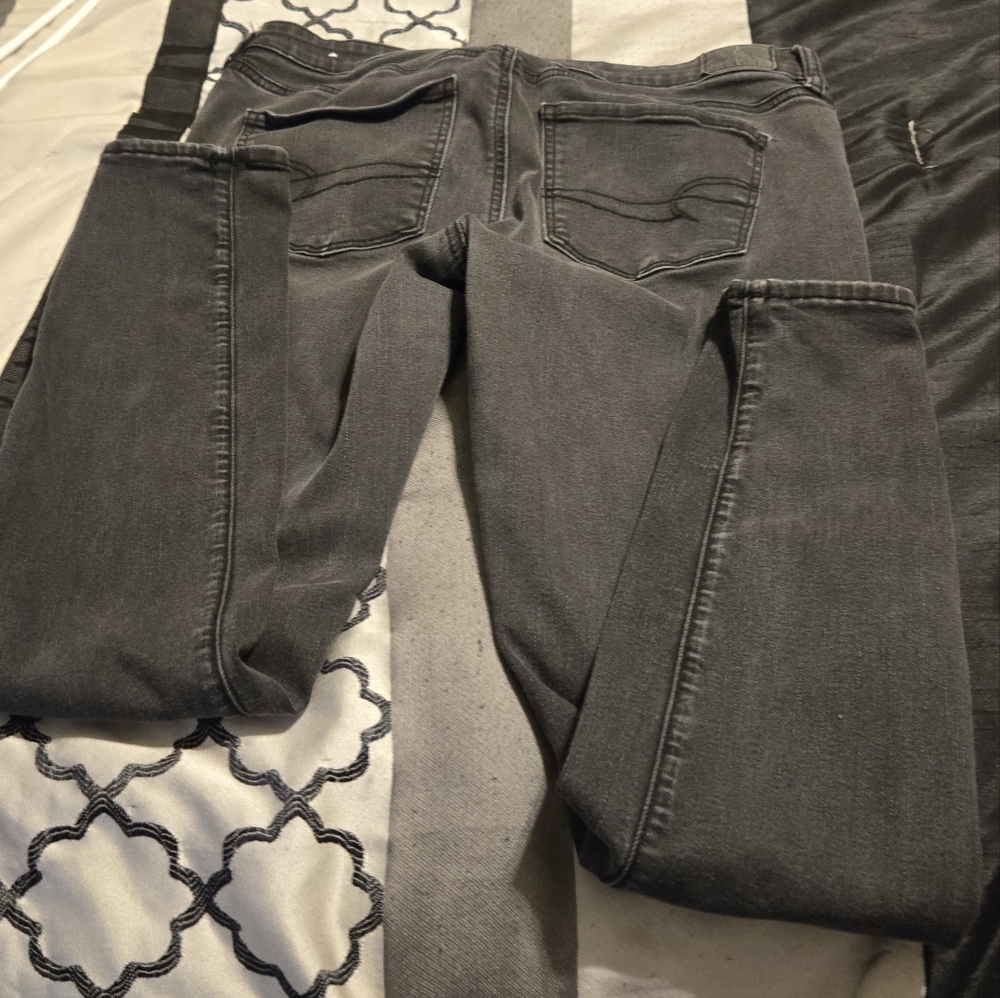 American Eagle Outfitters Dark Gray Skinny Jeans